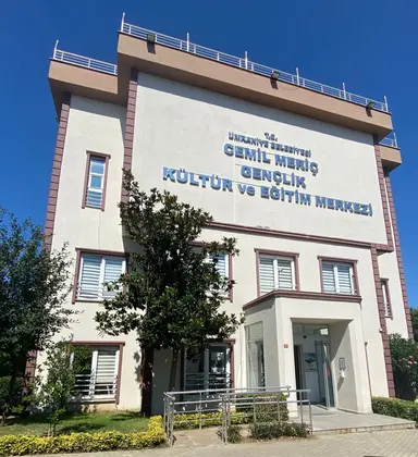 Cemil Meriç Gençlik Eğitim ve Kültür Merkezi Fıtness Salonu — Gym, Ümraniye, İstanbul