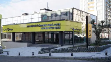 Öğretmen Fedai Altun Kapalı Spor Salonu — sports hall, Beylikdüzü, İstanbul