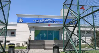 İBB Çırpıcı Spor Tesisi — Artificial-turf pitch, tennis court, Zeytinburnu, İstanbul