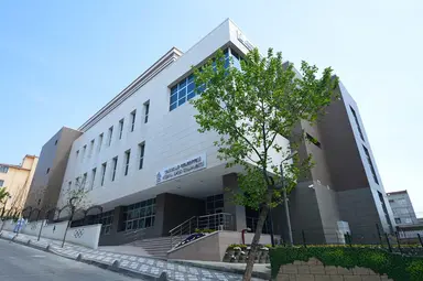 Yüzyıl Semt Havuzu ve Spor Kompleksi — pool, Bağcılar, İstanbul