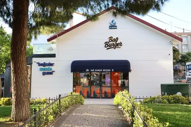 Bağcılar Meydanı Sosyal Tesisleri (Bağ Kafe Meydan ve Bağ Burger Meydan) — square, Bağcılar, İstanbul