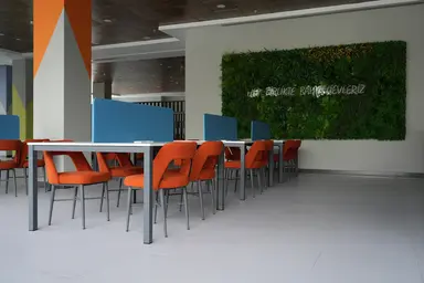 Kongre Merkezi Halk Kütüphanesi — Library, Bahçelievler, İstanbul