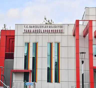Taha Akgül Semt Havuzu — Sports Facility, Bahçelievler, İstanbul